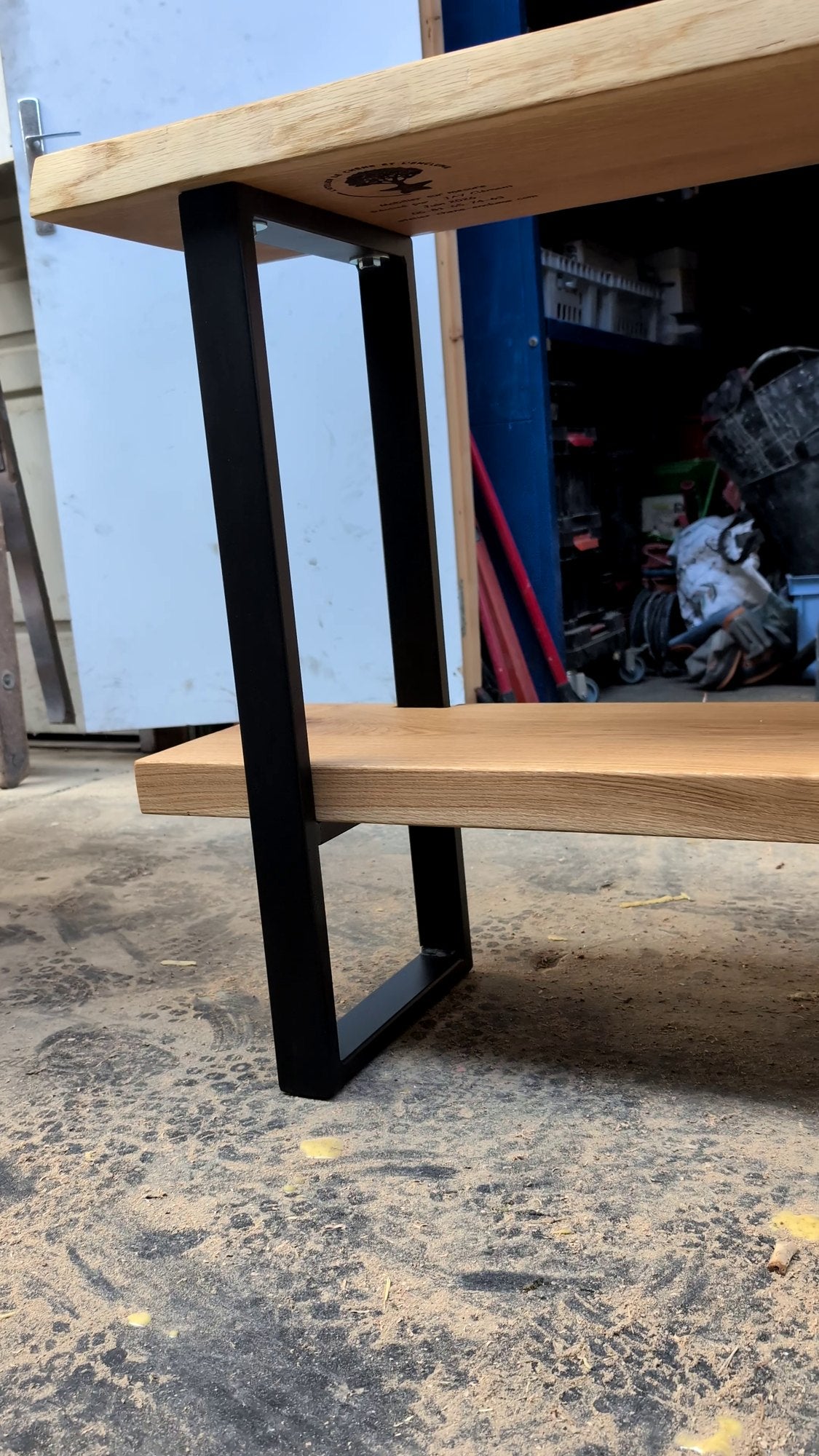 Meuble vasque sur mesure pour un espace étroit, photo 1 sur 11