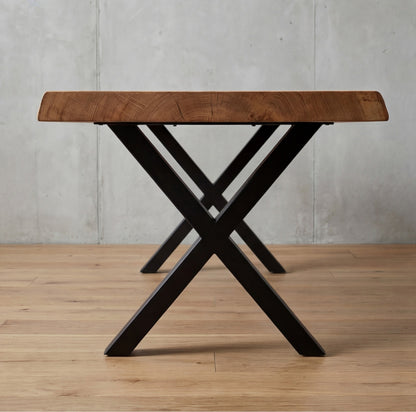 Table basse pied acier plateau chêne