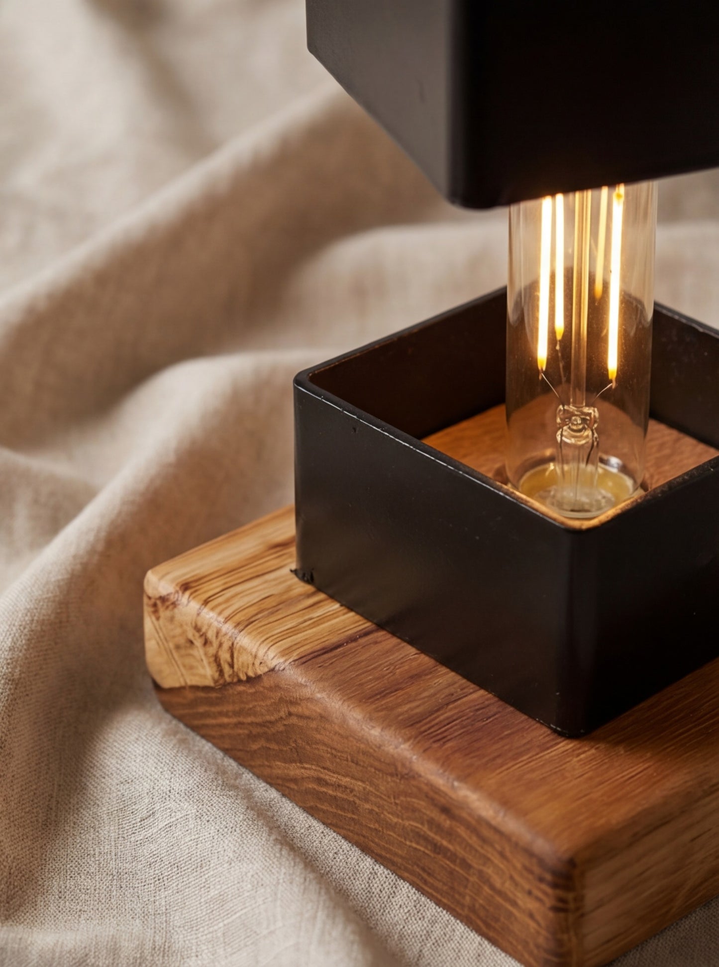 Lampe tube decomposée